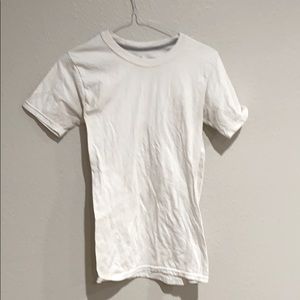 plain white tee